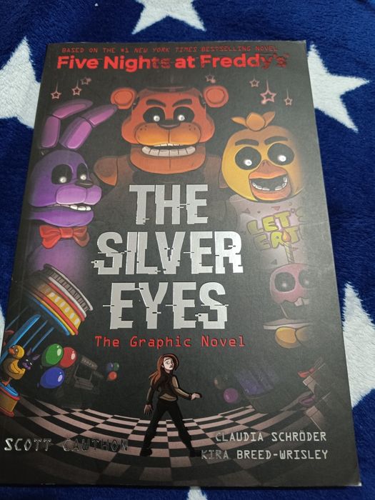 Vând carte The Silver Eyes