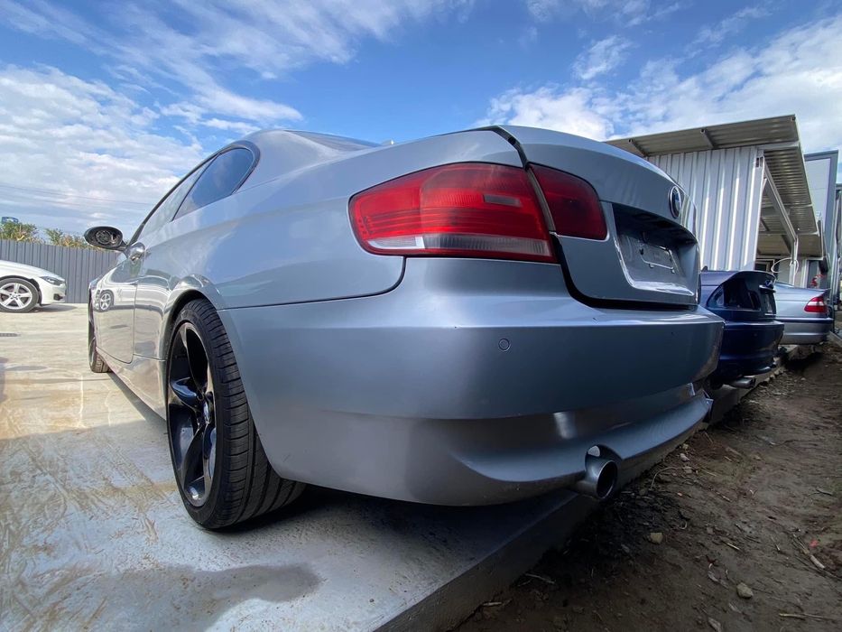 Dezmembrez BMW 335d E92 Bi-turbo 286cp,Recaro piele ,volan padele