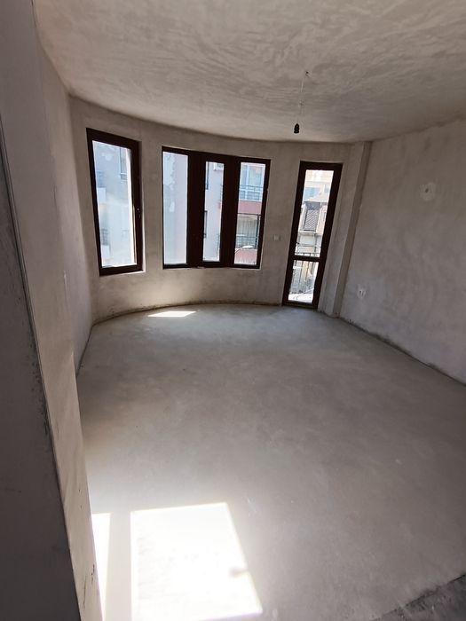 Продава се Четиристаен апартамент в Поморие - 119 кв.м за 1445 €/кв.м - Снимка #8