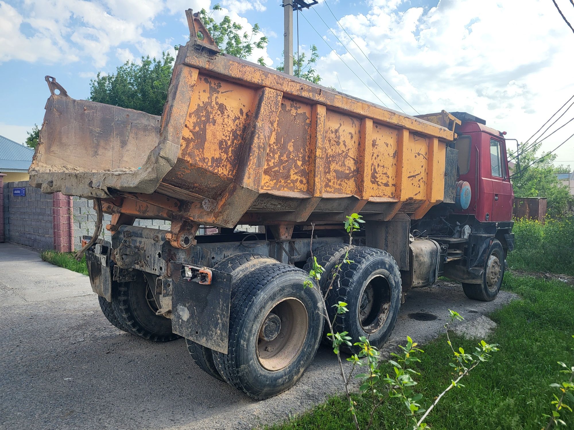Срочно продаётся Татра 815