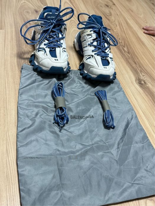 Balenciaga trakc white and blue