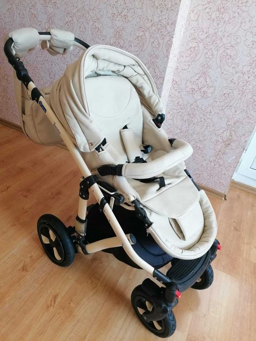 Отличная коляска 2 в 1 Bebe Mobile Toscana
