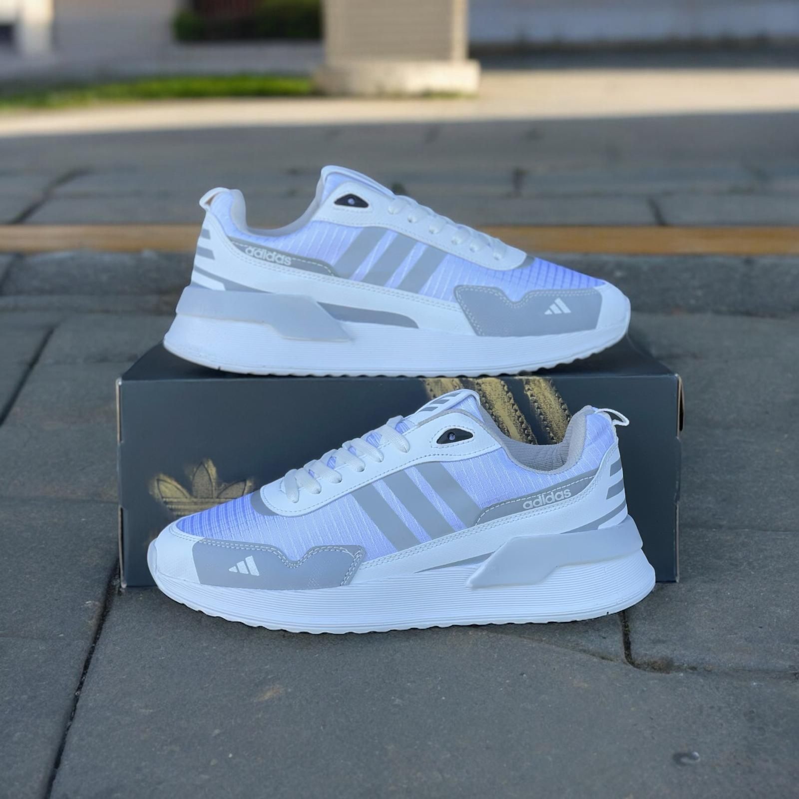 Adidasi barbati Adidas BoostR