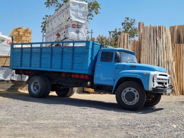 Zil 130G sotiladi