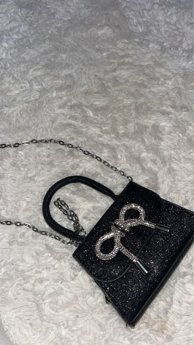 Малка сладурска чантичка