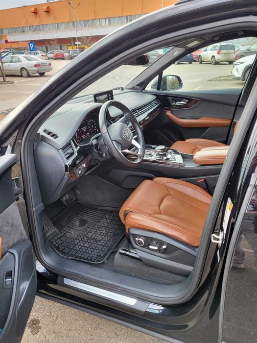 Audi Q7 333hp / Bang & Olufsen / 360 / Black Optic