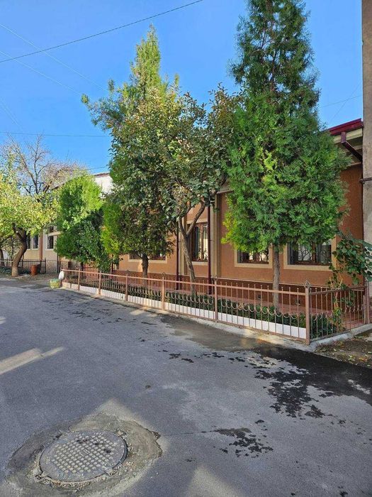 ПРОДАЕТСЯ УЧАСТОК на Улмаса Умарбекова 5,3 соток 7 комнат