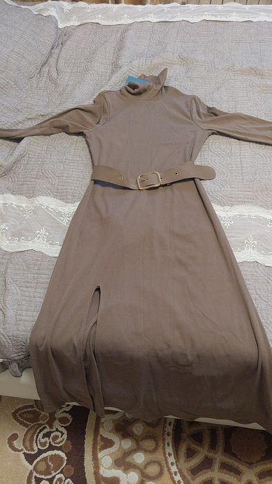 Продам новое платье размер 44-46