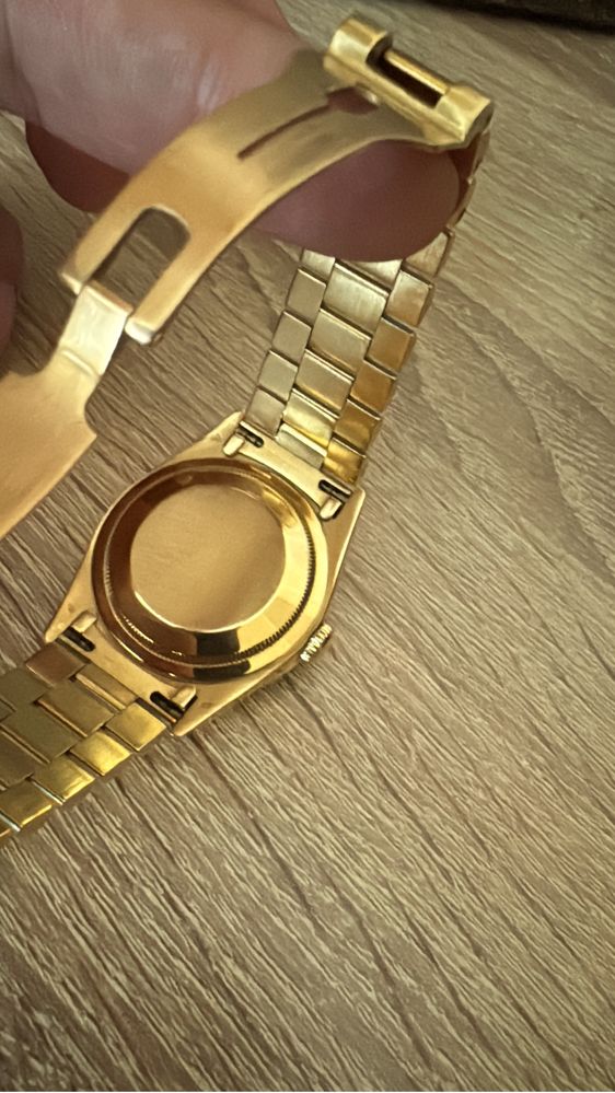 Наручные часы Rolex Day-Date 36