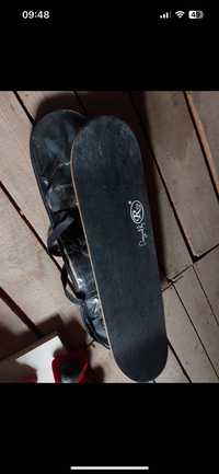 Skateboard negru