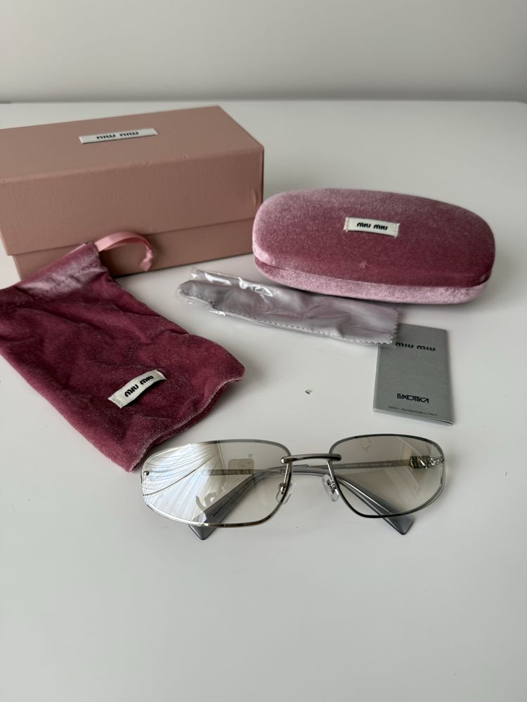 Очки Miu Miu новая коллекция 2025