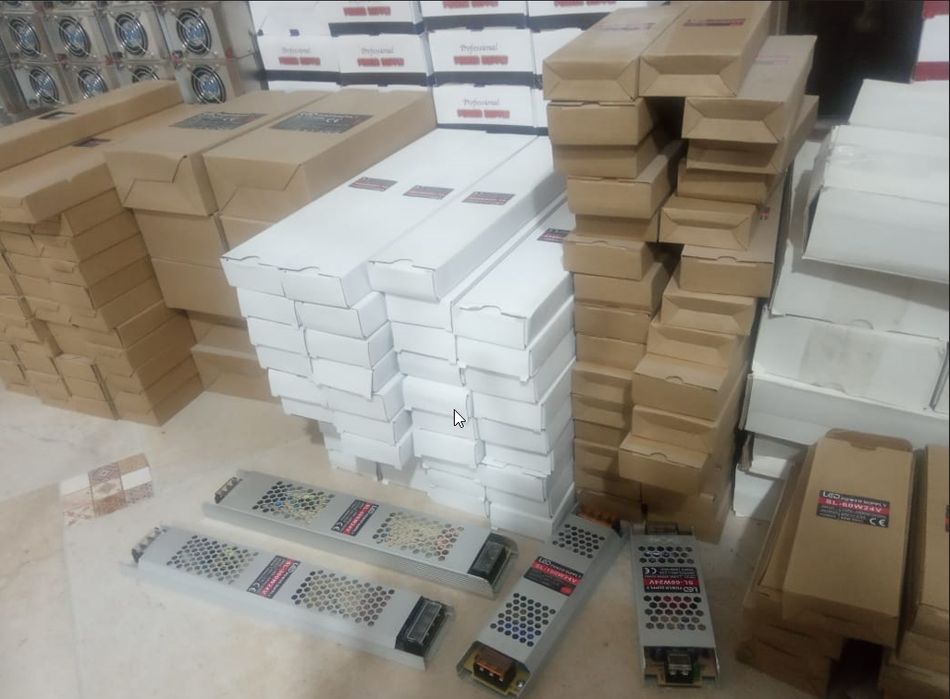 на свето-диодные ленты Блок питания узкий * * * *