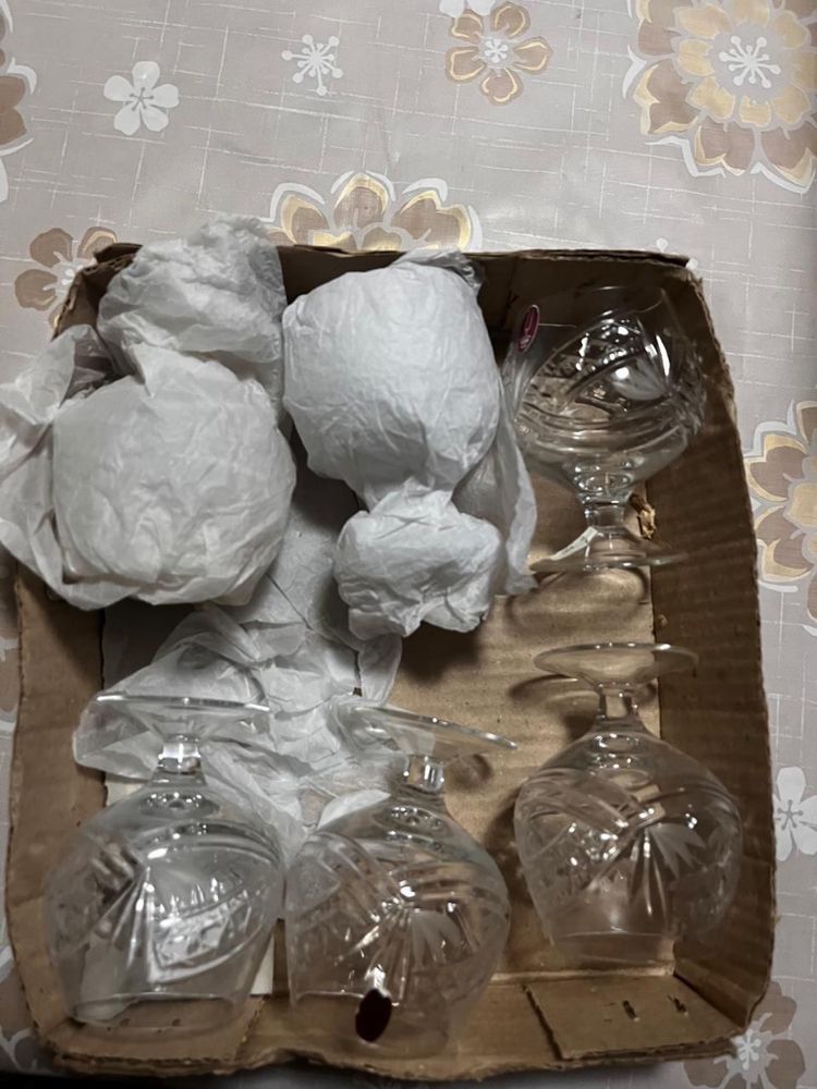 Хрустальные бокалы