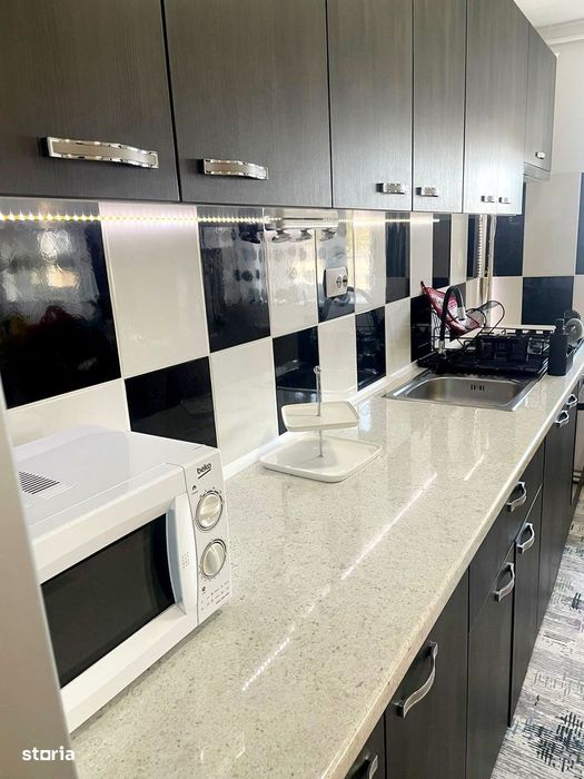 Apartament de închiriat, 3 camere, 75 mp, confortabil