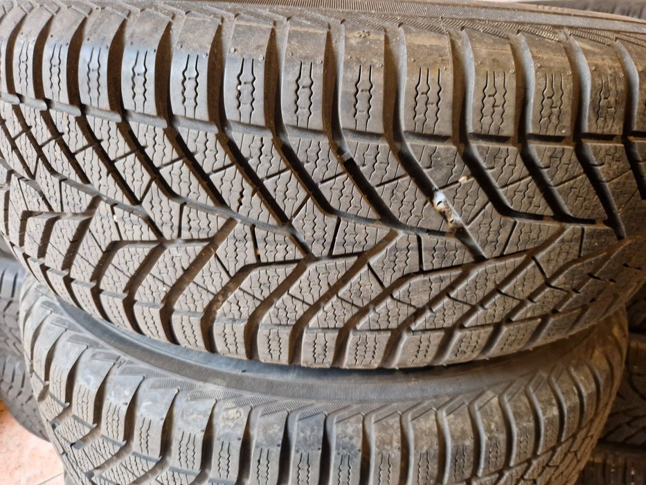 Roti iarnă Suzuki 5x114.3 r16 anvelope 215 60 16
