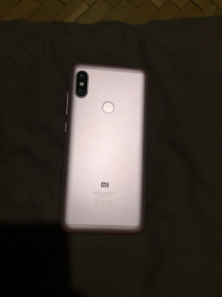 Телефон Xiomi redmi  note 6 pro