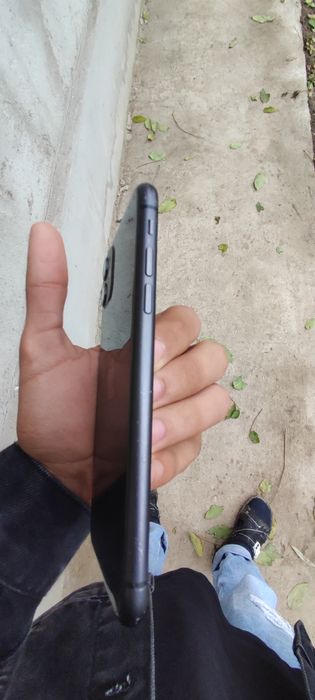 Dau carcasa de iPhone 11