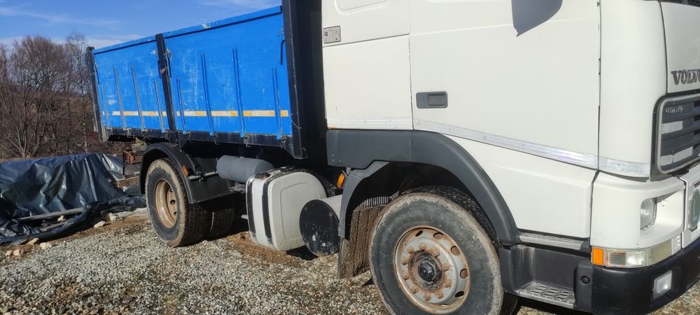 Basculantă Volvo
