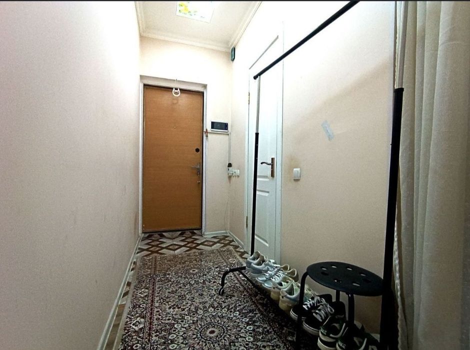 Yakkasaroy 1 xonali uy sotiladi balkon, 39kv