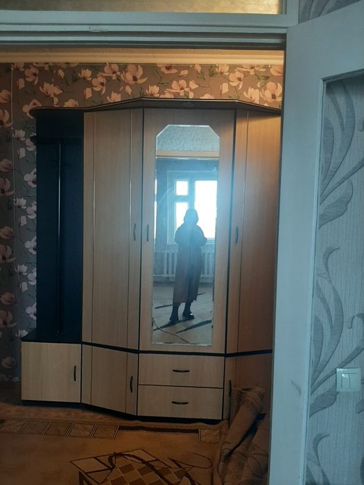 Продам прихожую, недорого