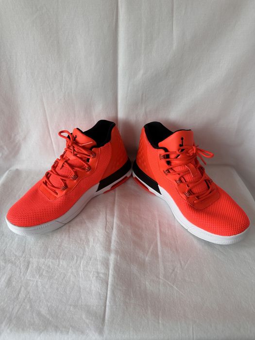 Nike Air Jordan Academy,marime 38