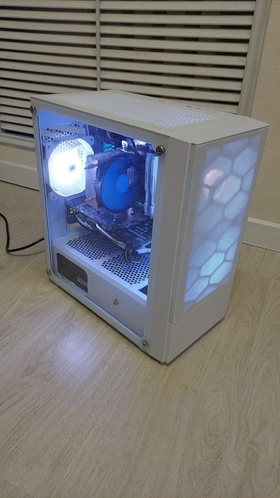 Продам срочно игровой компьютер