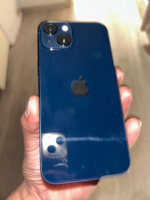 Iphone 13 baterie 89%