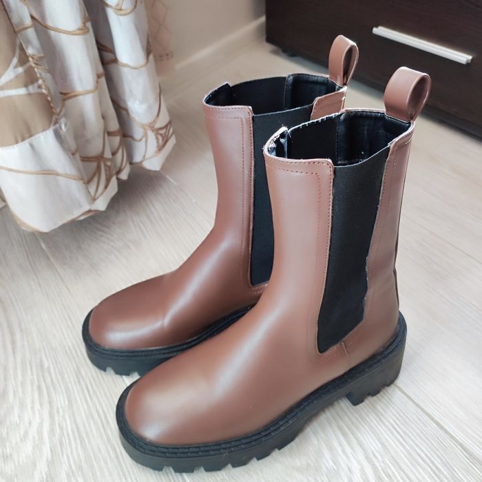 Продавам нови боти Mango