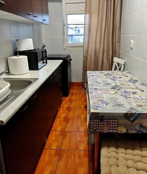 Apartament 3 camere Drumul Taberei lângă metrou + boxă