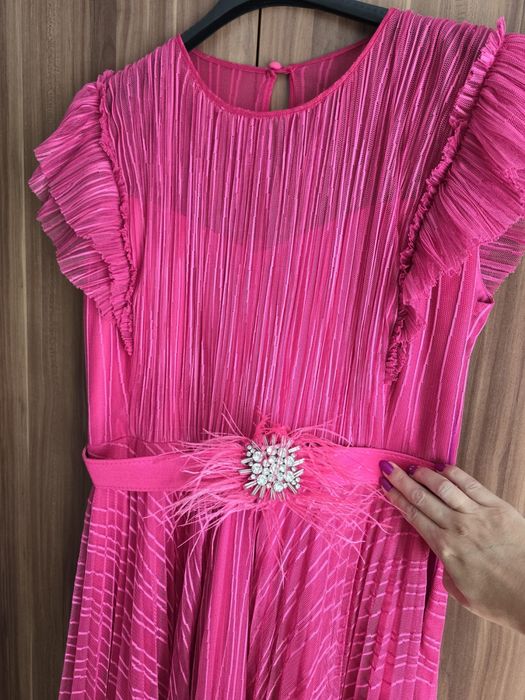 Vand rochie marimea 42