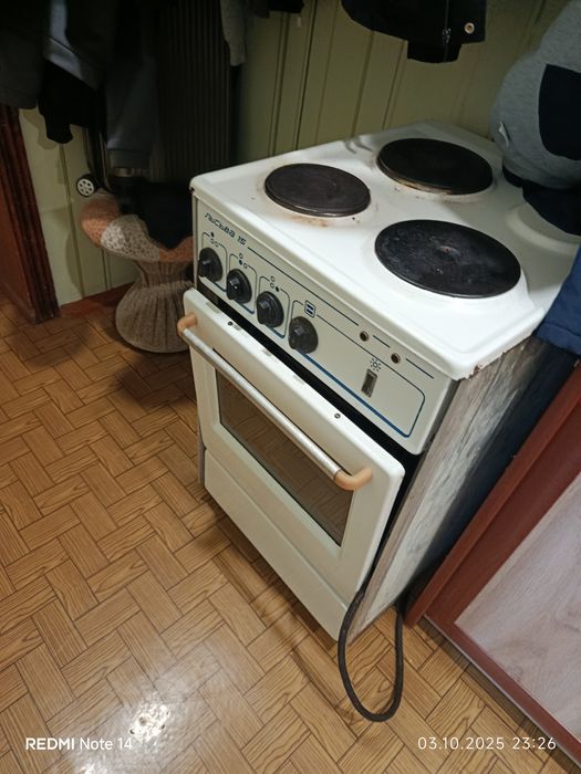 Продам плиту Лысьва .Самовывоз