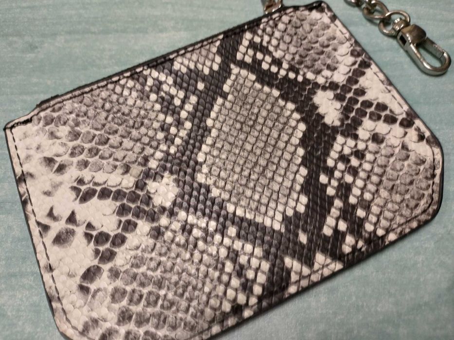 Оригинално дамско портмоне от Индонезия от естествена кожа