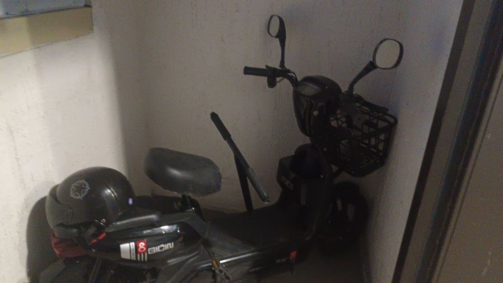 Продам скутер в очень хорошем состоянии