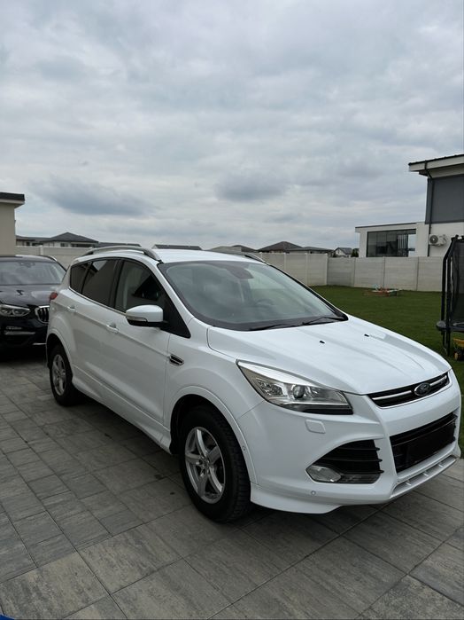 Ford Kuga Titanium 2.0 Diesel 180 cp