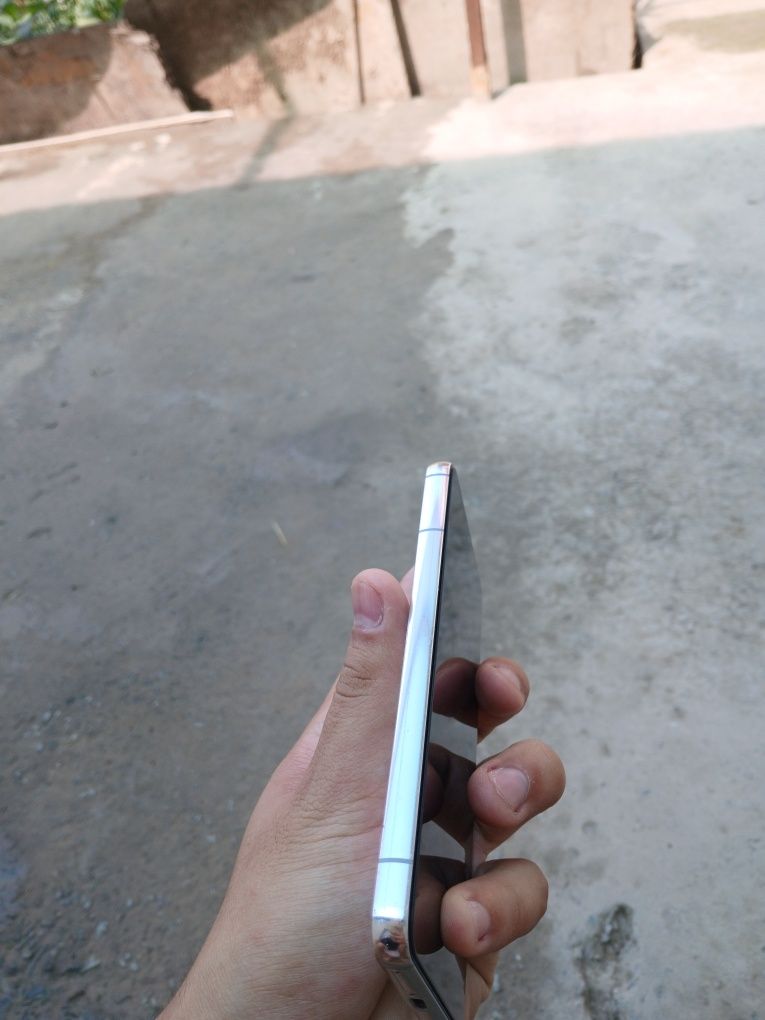 Samsung S22 Satiladi