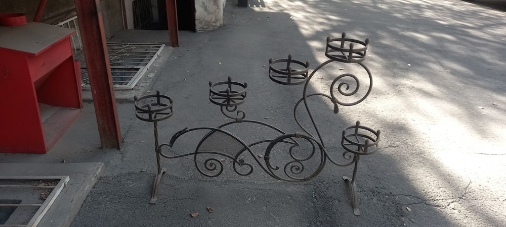 Подставка для цветов