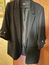Черно сако Zara . Нова колекция