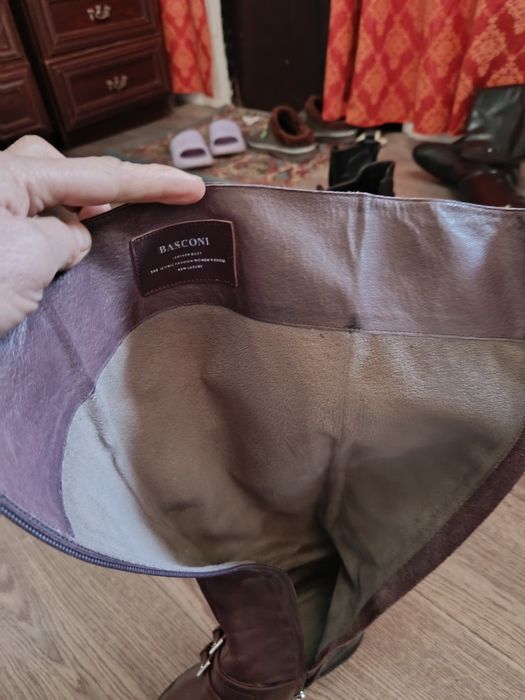 Сапоги  в отличном состоянии 38 размер , также есть полусапожки