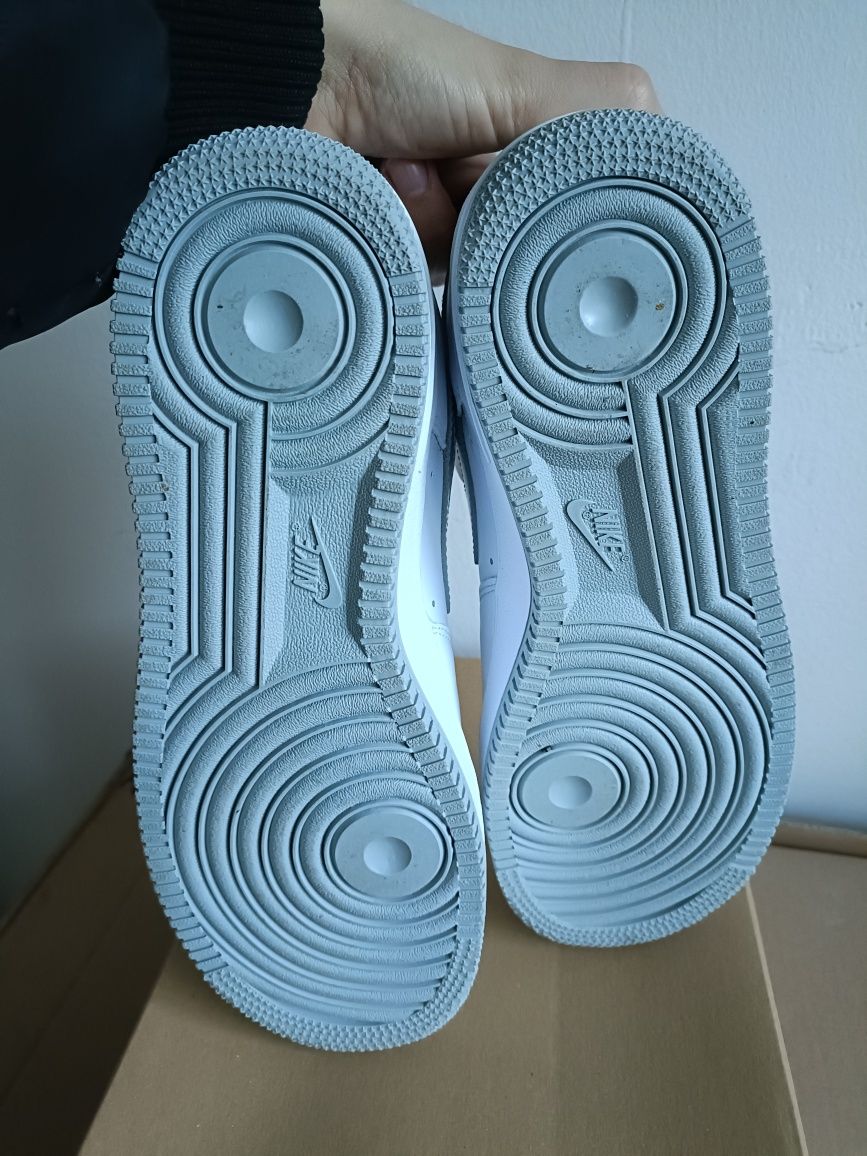 Nike Air Force 1 Low Retro номер 43 код 10A