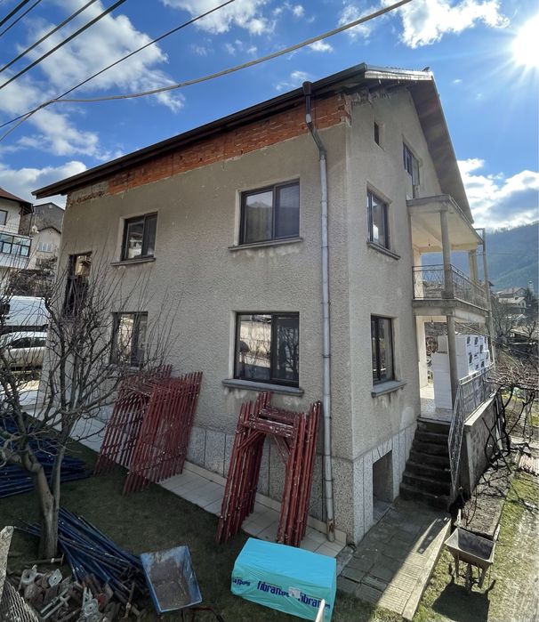 Топлоизолация от алпинсити и склеле