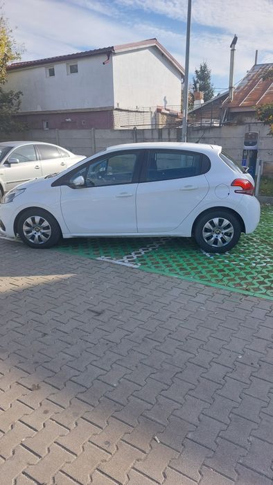 Peugeot 208 1.6 hdi