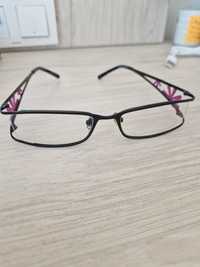 Дамски диоптрични очила