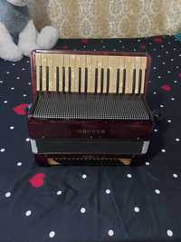 Vând acordeon hohner80 basi Verdi2