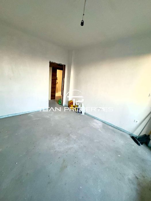 Продава се Двустаен апартамент в Пловдив, Център - 64 кв.м за 1985 €/кв.м - Снимка #2