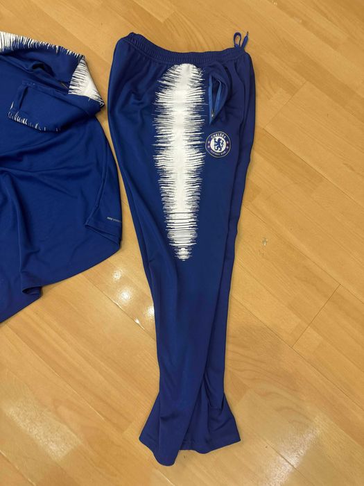 Тренировъчен екип Челси , Chelsea London  size M