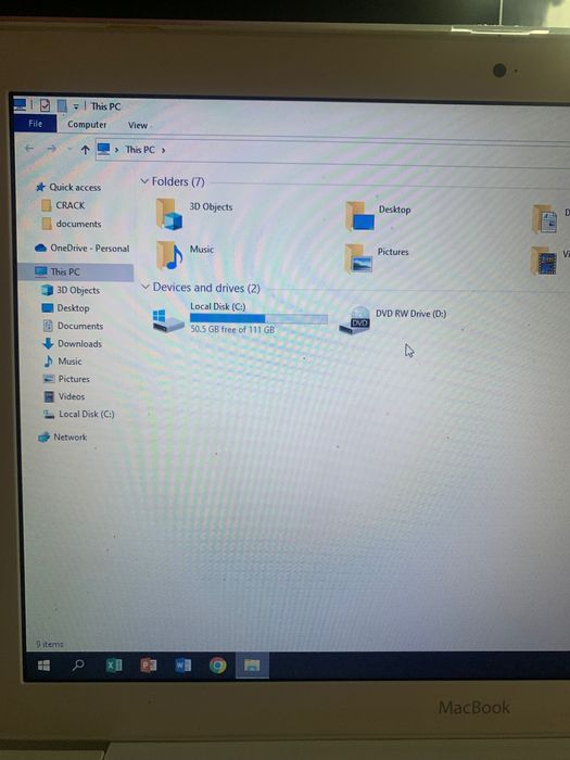Laptop Macbook alb A1342 functional