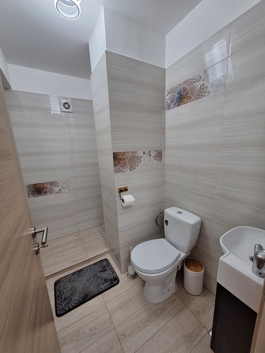 De închiriat apartament cu 2 camere + loc parcare, sector 4