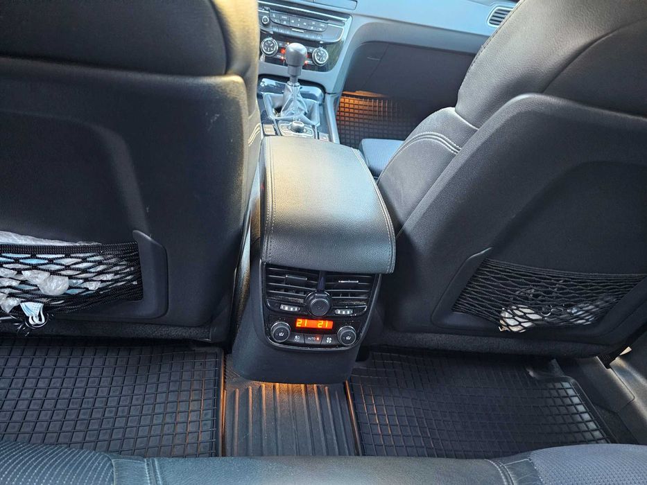 Vând Peugeot 508 Allure an 2012