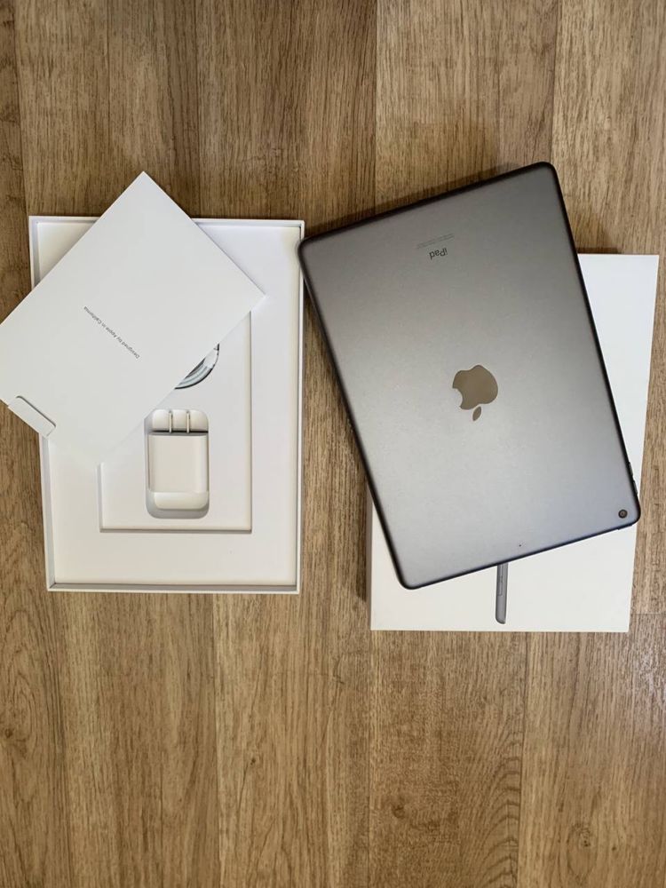 Продаю ipad (8th generation) Wi-Fi
