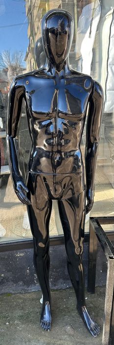 Мъжки манекени в много добро състояние и добра цена